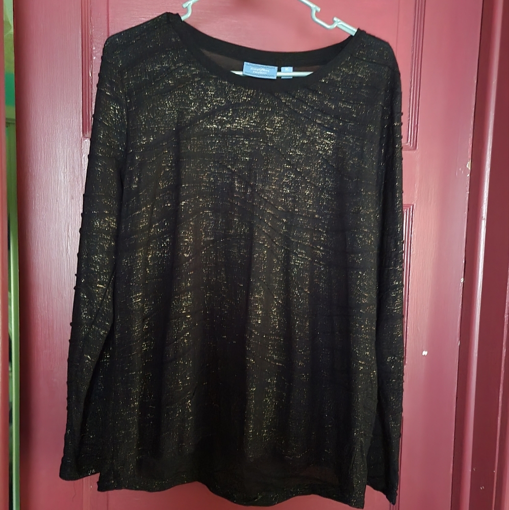Simply Vera black and gold long sleeve shirt